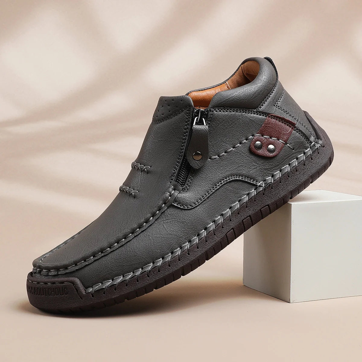 BARTON • Chaussures en cuir faites à la main, alliant confort et caractère